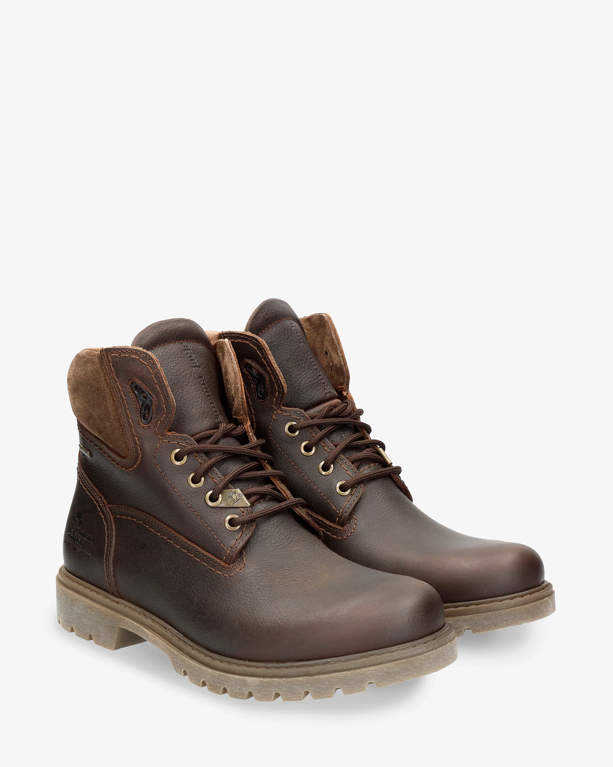 Amur Gtx C10 Napa Grass Castaño